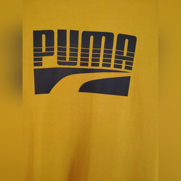 CLEAn & LIKE NEW!! PUMA, Logo Long Sleeve Tee. Size XL - Picture 2 of 5